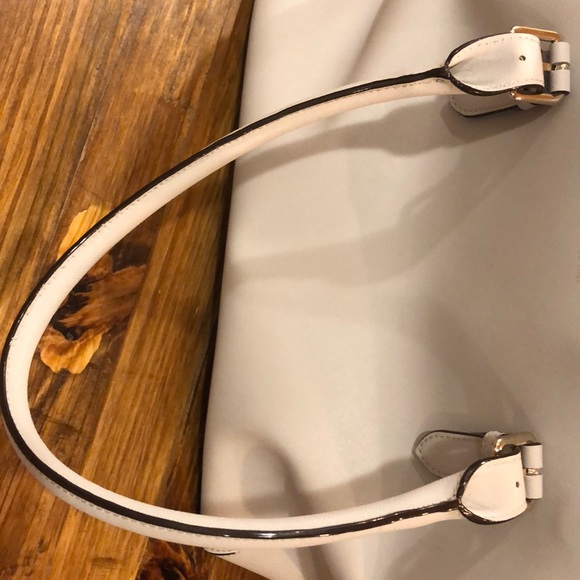 Kate Spade Purse - Picture 4 of 7